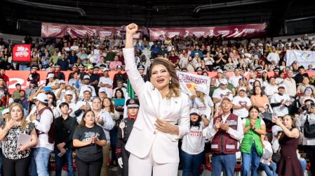 Lorenia Valles destacó en su Segundo Informe que impulsó 29 reformas constitucionales y cumplió los 20 compromisos asumidos con los sonorenses.