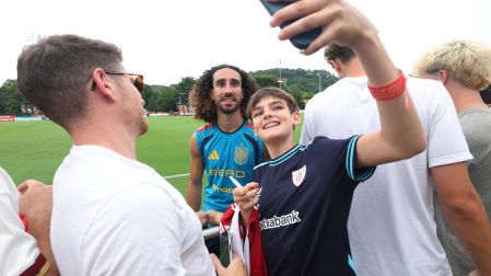 Marc Cucurella es uno de los seleccionados españoles más reconocidos por los aficionados.