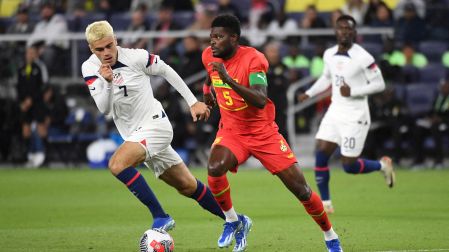 Thomas Partey aguarda la resolución de un tribunal federal en Canadá para saber si podrá jugar en Toronto.