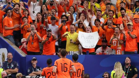Países Bajos consigue su primer triunfo en el Mundial.