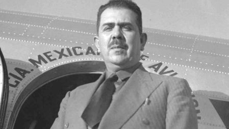 ¿Dónde están los restos de Lázaro Cárdenas?