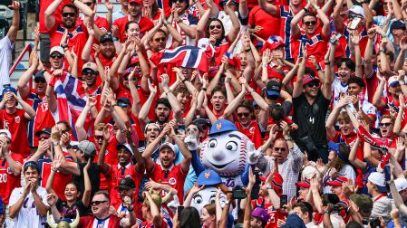 Así las gradas en la MLB con la afición noruega