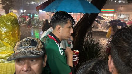 Personal de la Secretaría de Seguridad Ciudadana (SSC) de la Ciudad de México implementó filtros en las calles de ingreso al Ángel