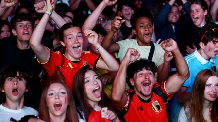 Tres minutos bastaron para reanimar a toda Bruselas desde el Fan Fest.