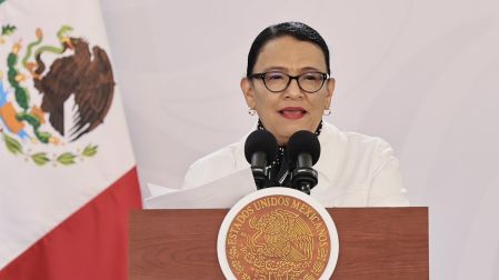 Rosa Icela Rodríguez precisó que en Michoacán se tienen 842 mil 287 becarios, con un presupuesto de cinco mil 700 millones de pesos