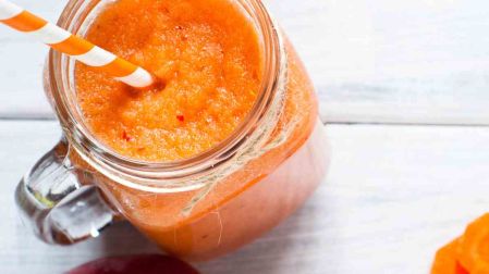 Licuado de zanahoria con manzana