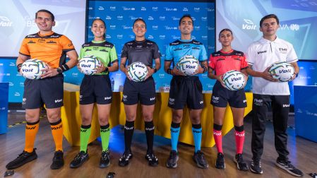 Los árbitros estrenarán uniformes.