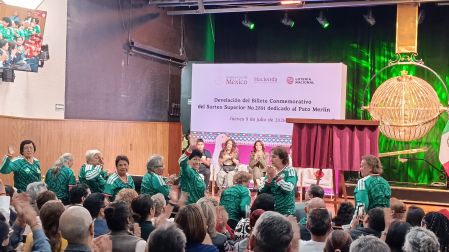 Este jueves 09 de julio de 2026 se llevó a cabo la ceremonia de develación del billete conmemorativo del Sorteo Superior No. 2891 dedicado al pato Merlín. El Teatro de la Lotería Nacional, ubicado en avenida Hidalgo 130, colonia Guerrero, recibió a su invitado de honor y su familia.