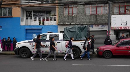 Tras recibir la denuncia, elementos policiacos acudieron al domicilio ubicado en el cruce de la avenida Camino Real a Toluca y la calle Chilenos