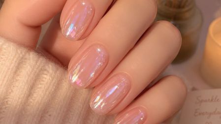Glass Skin Nails: la manicura coreana efecto cristal para hacer en casa