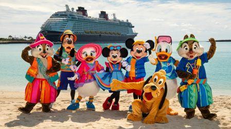 Mickey Mouse, Minnie Mouse y otros personajes de Disney te reciben en Castaway Cay