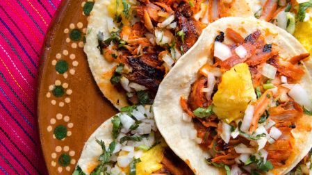 Erling Haaland devora tacos mexicanos y la ciencia revela el motivo