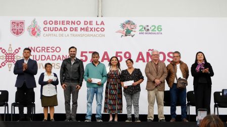 Brugada dijo que su gobierno busca devolverlos a la población mediante obras, servicios y apoyos sociales.