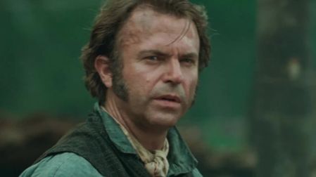 En El piano, Sam Neill mostró una faceta dramática que le valió el reconocimiento de la crítica internacional.