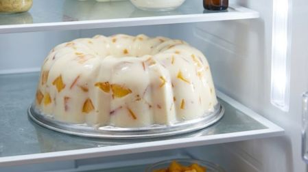 Gelatina de yogur con durazno sin azúcar