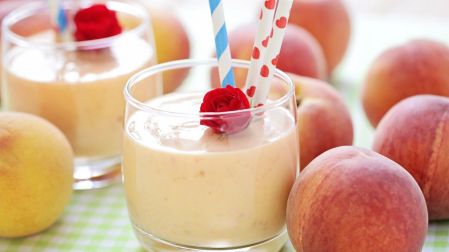 Gelatina de yogur con durazno sin azúcar