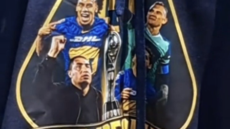 Parte frontal de las playeras y sudaderas
