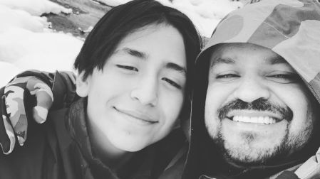 Jaime González aseguró que mantiene una buena relación con Christian Nodal y negó los rumores de un conflicto familiar.