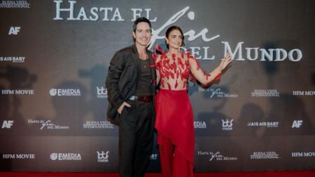 Aislinn Derbez y Mauricio Ochmann.