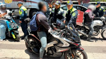 El operativo se realizó en la esquina de avenida Tláhuac y el Anillo Periférico Canal de Garay, de la colonia Año de Juárez