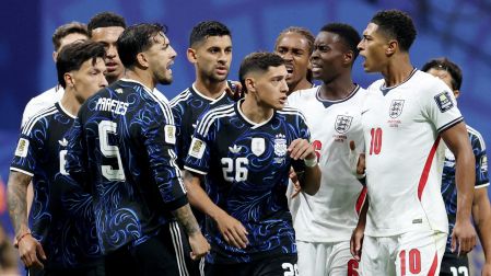 Paredes se ha encarado en dos ocasiones con Bellingham.