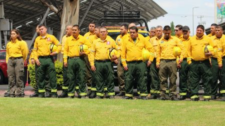 Se entregaron reconocimientos a combatientes, en el marco del 25 aniversario de la Conafor.