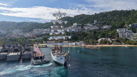 El objetivo es formar en el mar a las nuevas generaciones de oficiales de la Armada de México.