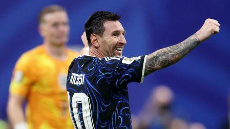 Messi celebrando el pase a la Final de Argentina