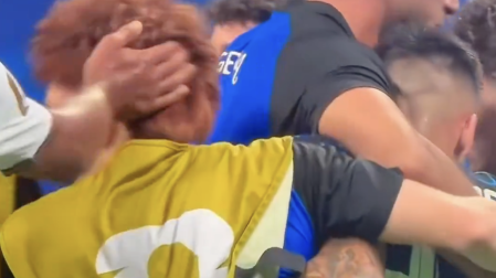 El golpe que le dio Bellingham al futbolista argentino.