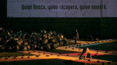 Rinden tributo a madres buscadoras en escena
