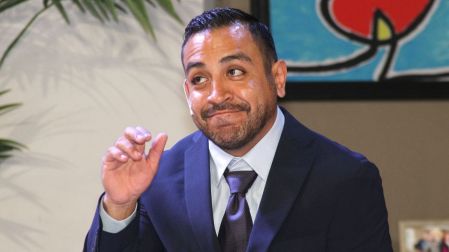 El actor aseguró que su estado de salud es estable y que la operación fue todo un éxito.