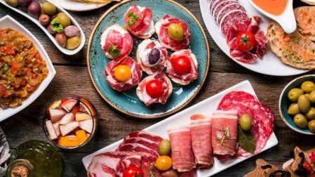 Receta de croquetas españolas con jamón serrano