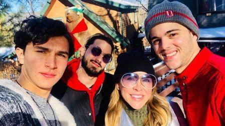 Aylín Mujica solía ir de viaje junto a sus hijos.