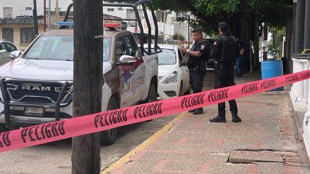 A las 23:15 horas recibió más llamadas, al atender una le informaron que su hija se había vuelto a desvanecer cuando fue a bañarse por sí misma