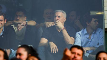 Hernán Crespo observó el partido desde la grada.