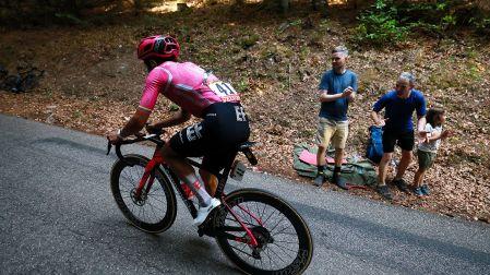 Richard Carapaz ganó el Premio de la Combatividad de la Etapa 14 del Tour de Francia 2026