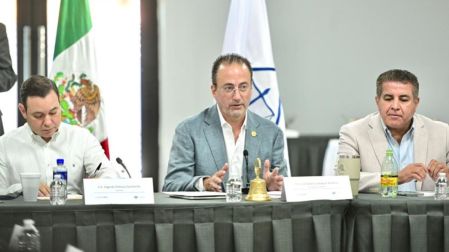Agentes aduanales respalda investigaciones sobre huachicol fiscal.