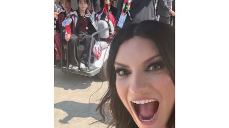 Laura Pausini y Tom Cruise en la Final del Mundial 2026