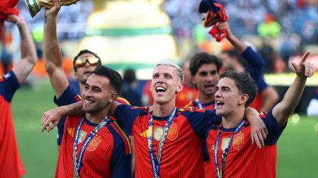 Eric Garcia, Dani Olmo y Gavi, jugadores del Barcelona,