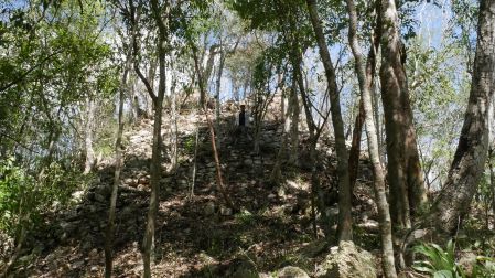 El arqueólogo esloveno Ivan Šprajc revela algunas claves del reciente hallazgo del sitio arqueológico de Minanbé, en Campeche.