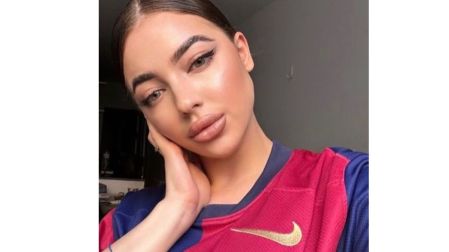 Tras su separación, comenzaron a surgir fotografías e interacciones en redes sociales entre Lamine y la modelo rusa Alisa.