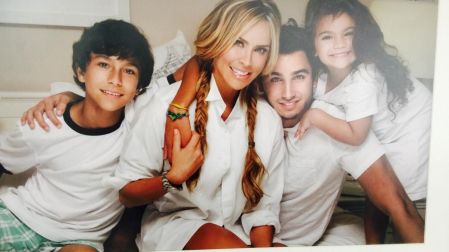 La despedida de los hermanos de Mauro conmovió a miles de seguidores que enviaron mensajes de apoyo.