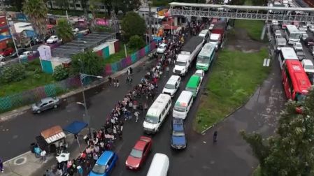 La Línea A del Metro suspendió servicio y el tráfico se colapsó hasta por 4 horas.
