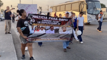 Manifestantes marcharon en Altamira, Tamaulipas, para exigir justicia por el caso Dafne.