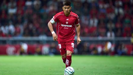 Toluca arrincona a Pumas