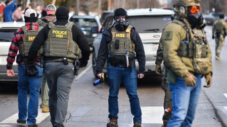 Agentes del ICE.
