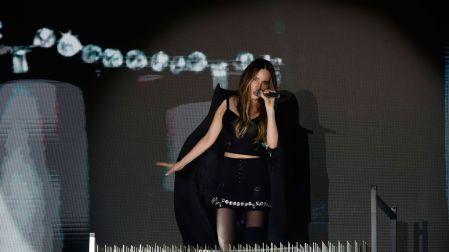 Belinda evita a la prensa tras la polémica con Kenia OS; así va la controversia