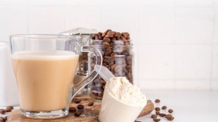Banana Latte casero: receta fácil con plátano, café y leche