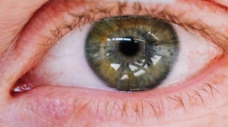 ¿Cómo se manifiesta la diabetes en la vista?