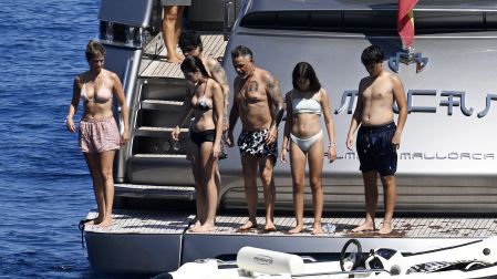 ¿Quiénes son los cuatro hijos de Alejandro Sanz? Stephanie Cayo ya convive con ellos